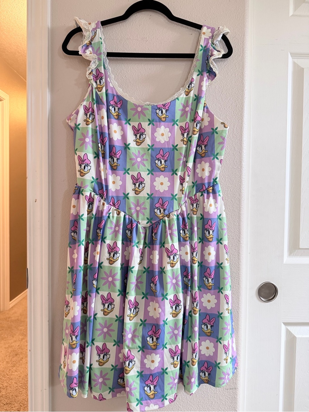 Daisy Duck women’s active dress
